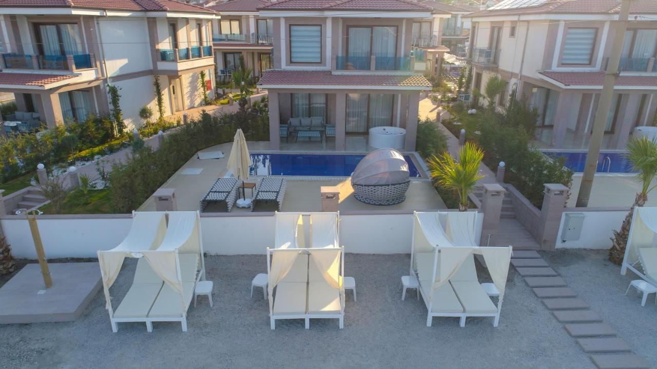 Rota Seaside Otel Cunda Exterior foto